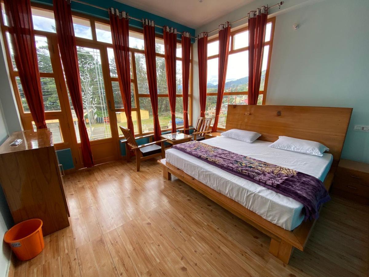 Hotel Mansarovar Inn Munsyari Eksteriør billede