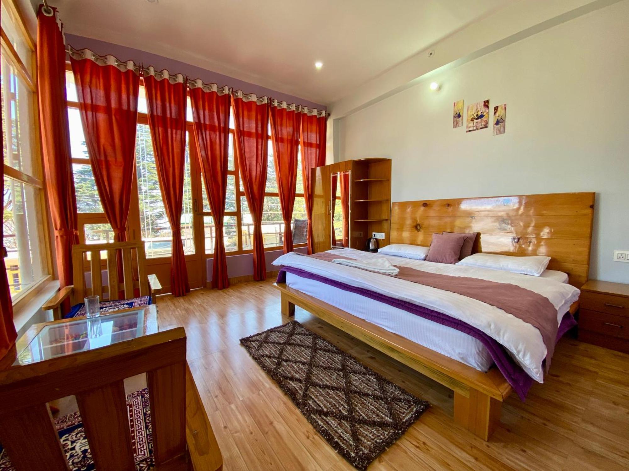 Hotel Mansarovar Inn Munsyari Eksteriør billede